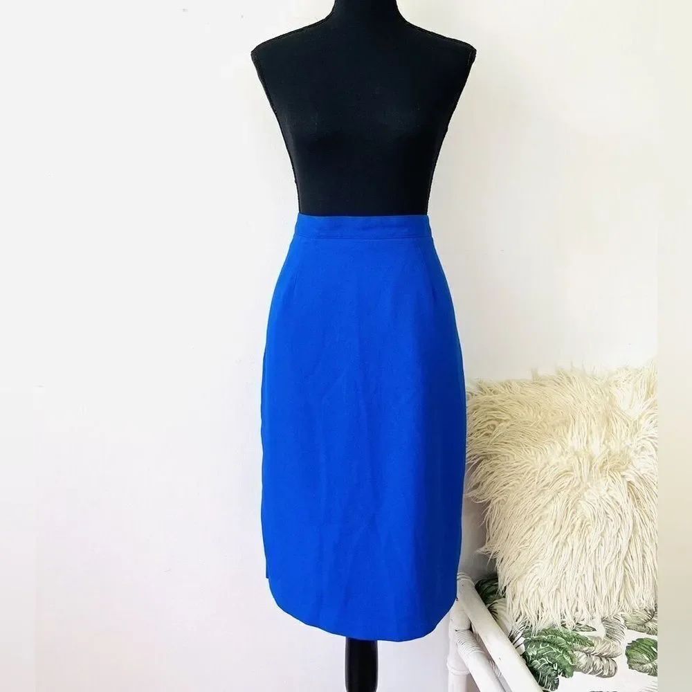 Ellen Tracy Women Blue RayonโBlend Straight Pencil Regular Fit Mini size 12